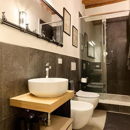 Industrial In The Heart Of Apartment San Miniato
